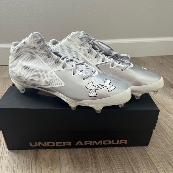 Under Armour UA Nitro Mid D White/Silver Men's Football Cleats Size 13